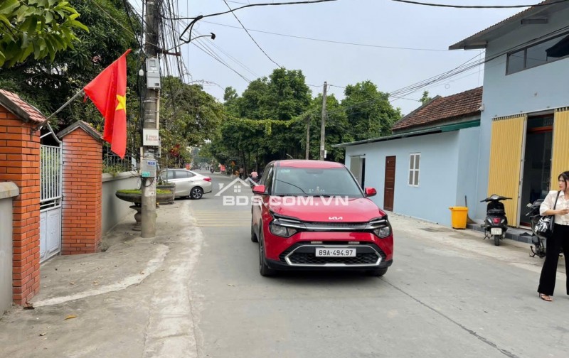 Hàng F0 trục kinh doanh mới tinh tại Lạc Hồng diện tích 80m. Lh 0362554684